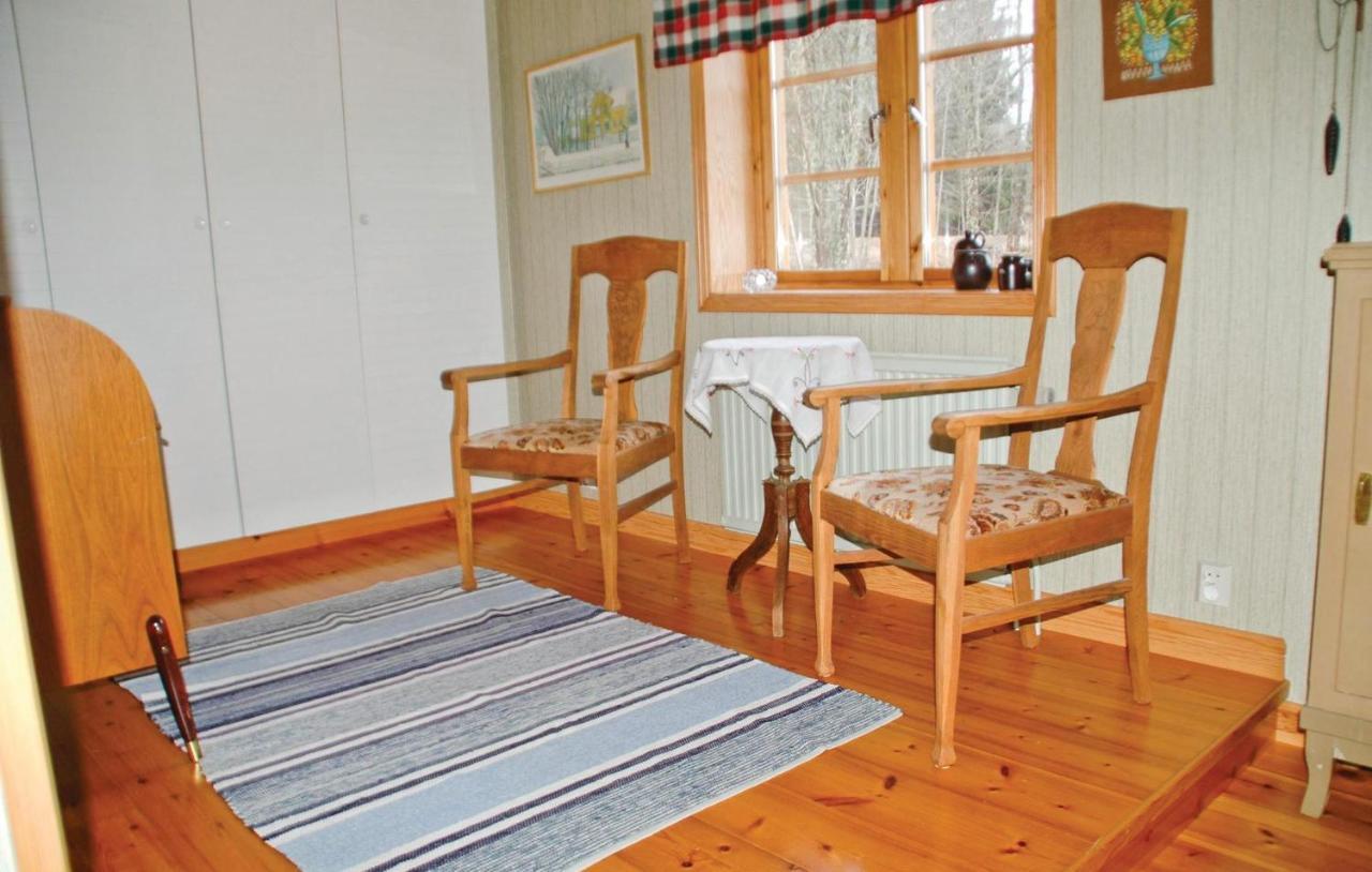 Cozy Home In Uddevalla With Wifi Häljebol Exterior foto